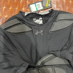 Under Armour Padded Compression Football Shirt Men’s Large NWT